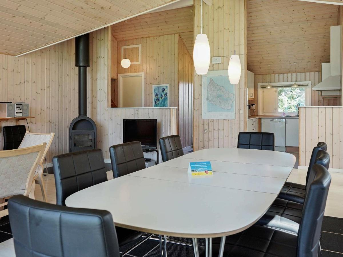 12 Person Holiday Home In Aakirkeby Vester Somarken المظهر الخارجي الصورة